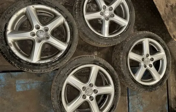 Toyota Avensis T250 R17 alloy rim 11111