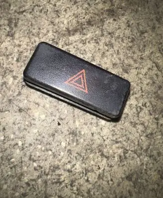 BMW 5 E34 Hazard light switch 1390751