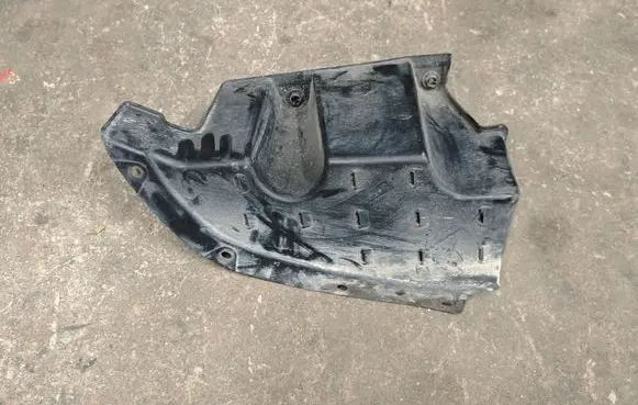 KIA Sorento Rear bumper underbody cover/under tray 86690C5000