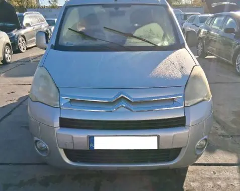 Mitsubishi Space Star Radiator support slam panel