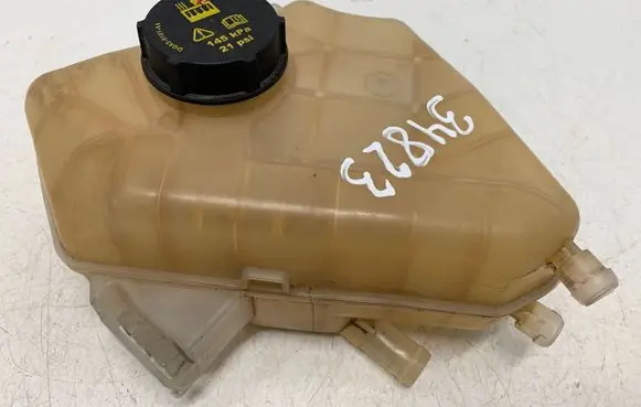 Ford Ecosport Coolant expansion tank/reservoir 8V218K218AB ENR5C