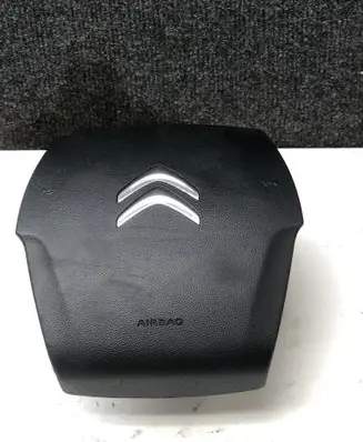 Steering wheel airbag