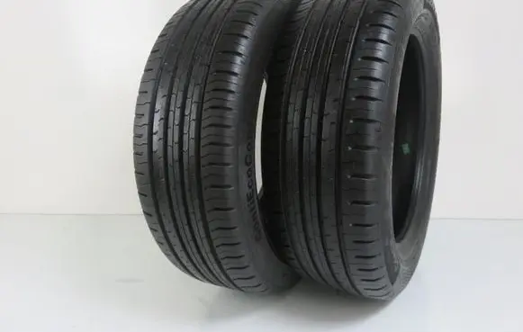 Volkswagen Golf V R16 summer tire 