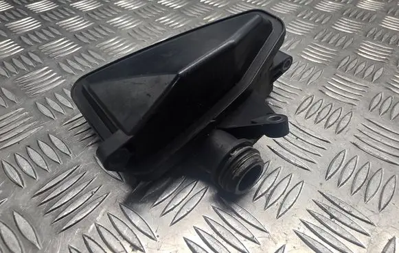 Mercedes-Benz ML W166 Intake resonator A6421400087