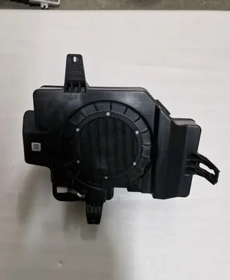 Jeep Grand Cherokee WL Subwoofer speaker P68459292AC