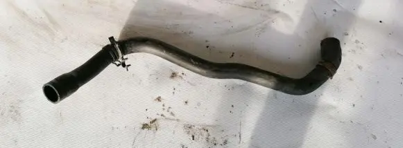Volkswagen PASSAT B4 Engine coolant pipe/hose