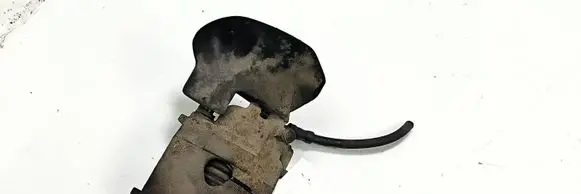 Volkswagen Golf III Front brake caliper
