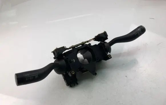 Volkswagen Touareg I Indicator stalk 7L6953549D