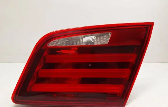 BMW 5 F10 F11 Tailgate rear/tail lights 63217203226