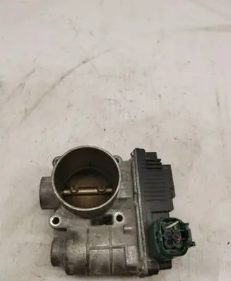 Nissan Primera Throttle valve SERA57601 Q5426