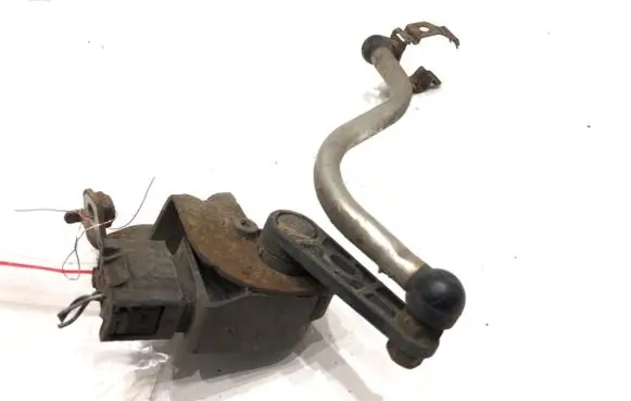 BMW 4 F32 F33 Headlight/headlamp level sensor 6860843