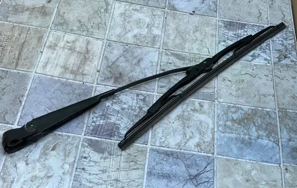 Ford Galaxy Rear wiper blade arm 7M0955706