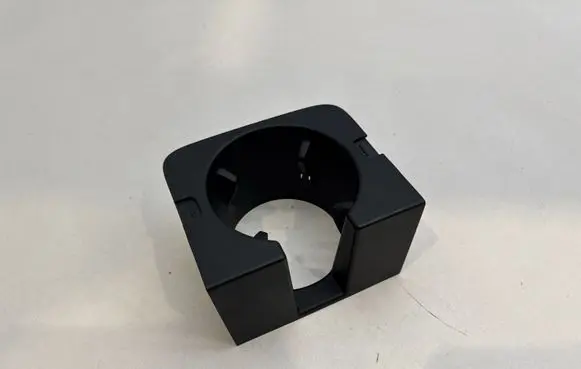 Polestar 2 Cup holder front 31694720
