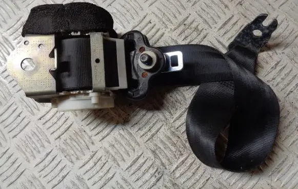 Ford B-MAX Rear seatbelt AV11A611B68AB