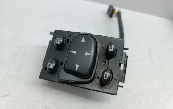 Mercedes-Benz S W220 Wing mirror switch 2208211551 03463300