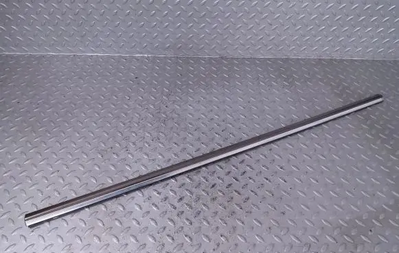 Mercedes-Benz CL C215 Front door glass trim molding A2156900280 2156900280