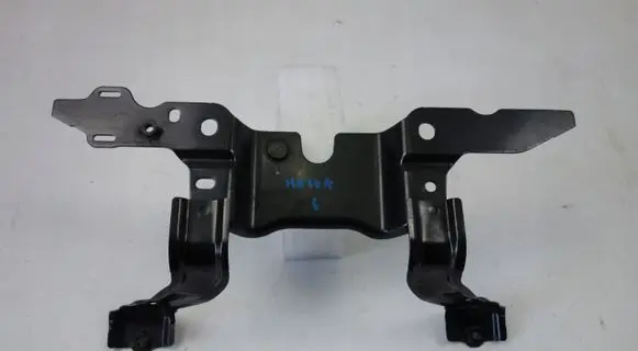 Mazda 3 II Top upper radiator support slam panel 