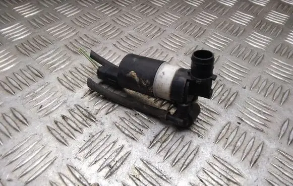 Citroen C4 I Picasso Windscreen/windshield washer pump 8200031805
