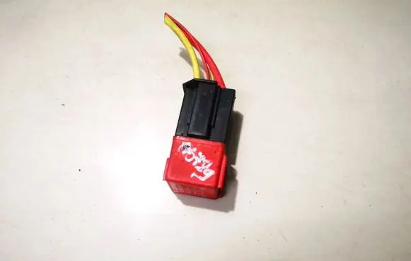 Renault Scenic II - Grand scenic II Other relay 8200253922 20240040