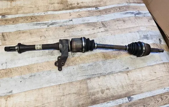 Hyundai Accent Front driveshaft 4956017100 F05F06 C05C06