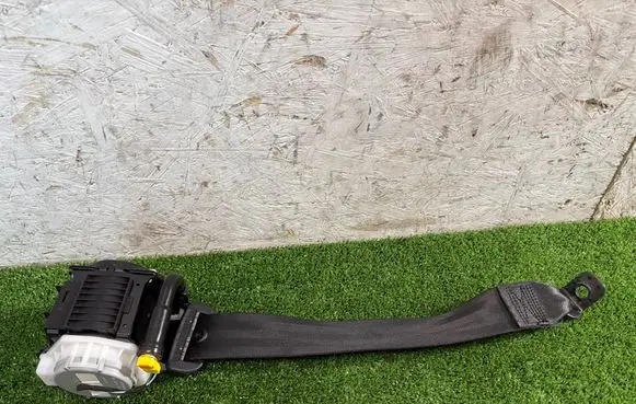 Porsche Macan (95B) Rear seatbelt 95B857805B