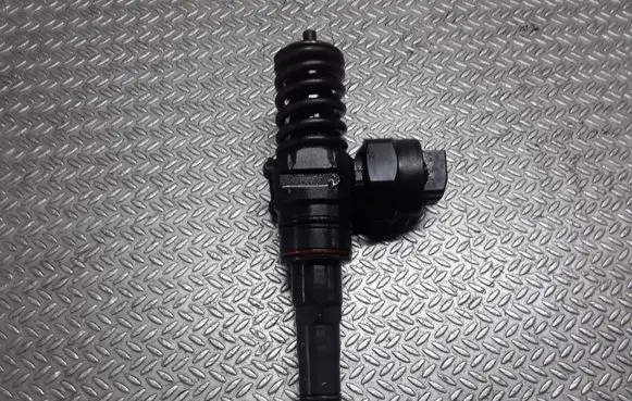 Ford Galaxy Fuel injector 038130073AC