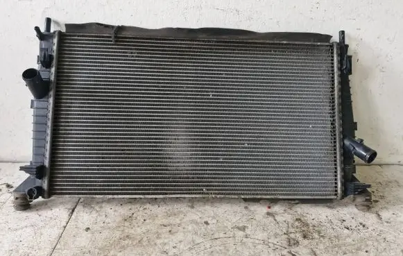 Coolant radiator