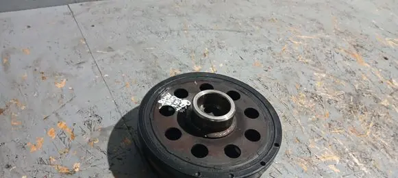 BMW 1 E81 E87 Crankshaft pulley 