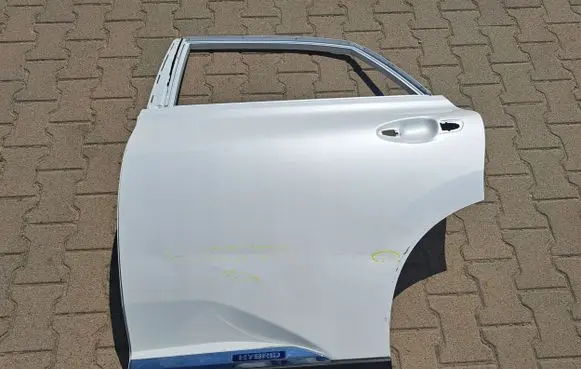 Lexus RX 330 - 350 - 400H Rear door 