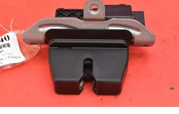 Ford Mondeo MK I Tailgate/trunk/boot lock/catch/latch DS7AN442A66AB