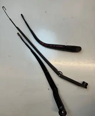 Mazda 6 Front wiper blade arm 231312