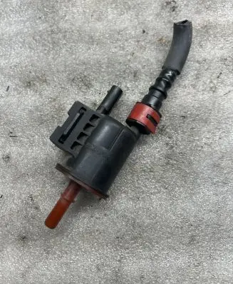 Opel Mokka Engine mount vacuum valve 12632174