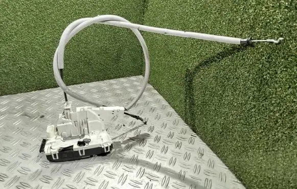 Volkswagen Crafter Rear door lock 7C0843014 7C0843014BN
