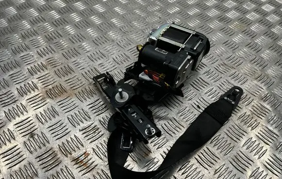 Mercedes-Benz GLC X253 C253 Front seatbelt A2058606400 061514 A0008600388
