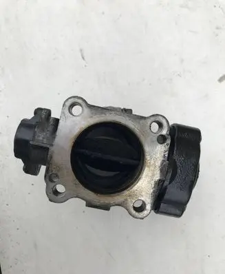 Lexus IS 220D-250-350 Throttle valve 260107b01