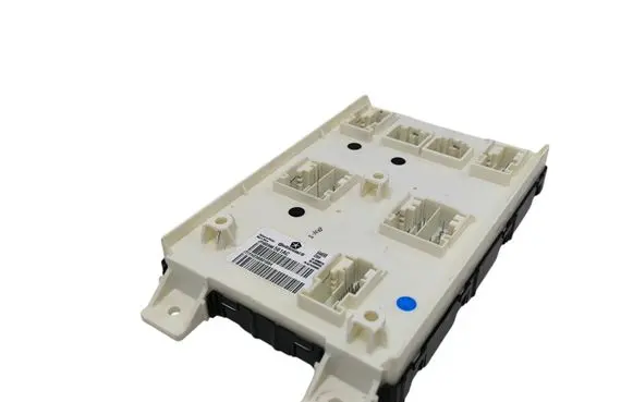 Dodge Challenger Comfort/convenience module 68396561AC 68396562AC