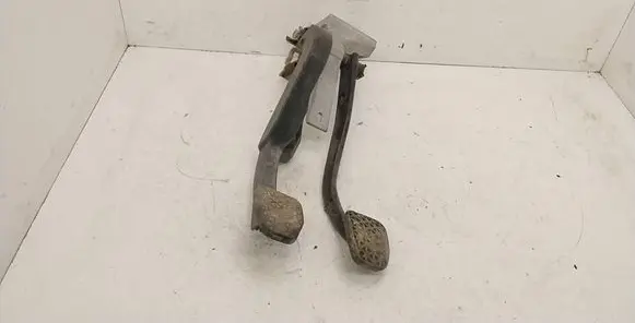 BMW 3 E36 Pedal assembly 1161962