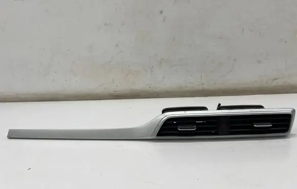 MG ZS Dash center air vent grill 10724404