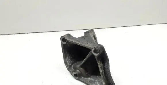 BMW 7 E65 E66 Engine mounting bracket 6754615 22116754615