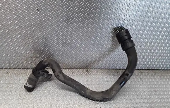Volvo S80 Engine coolant pipe/hose