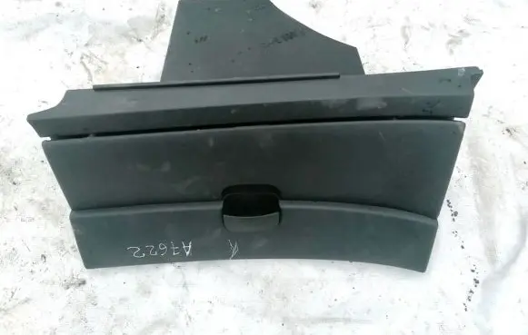 Nissan Qashqai Glove box 68520JD000 68520JD01A