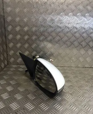 Mercedes-Benz C W206 Front door electric wing mirror 