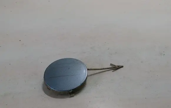 Ford Mondeo Mk III Front tow hook cap/cover 1S7117A989DE