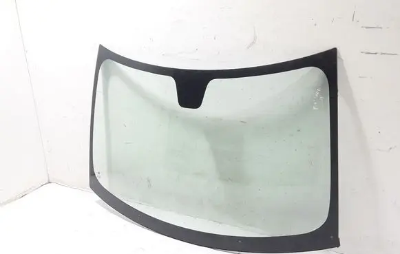 Fiat 500L Front windscreen/windshield window 51958388