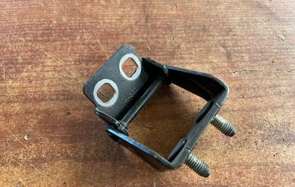 Chevrolet Spark Tailgate/trunk/boot hinge