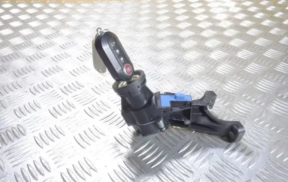 Fiat 500L Ignition lock 519773450