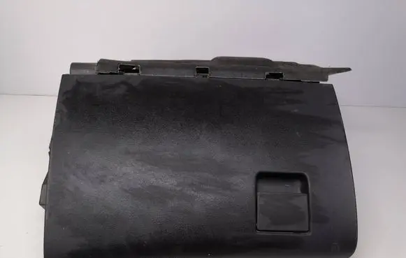 Opel Insignia A Glove box 13308550