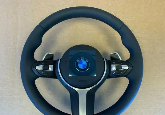 BMW 4 F32 F33 Steering wheel 32307850404 32307848339