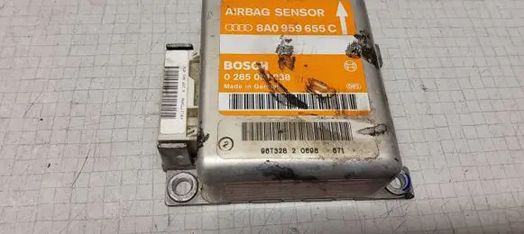 Audi A6 S6 C4 4A Airbag control unit/module 8A0959655C 0285001038