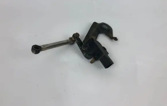 Rear air suspension level height sensor